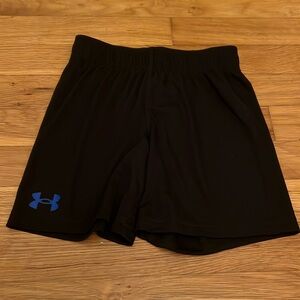 Toddler Boy size 4 black under Armour shorts NWT